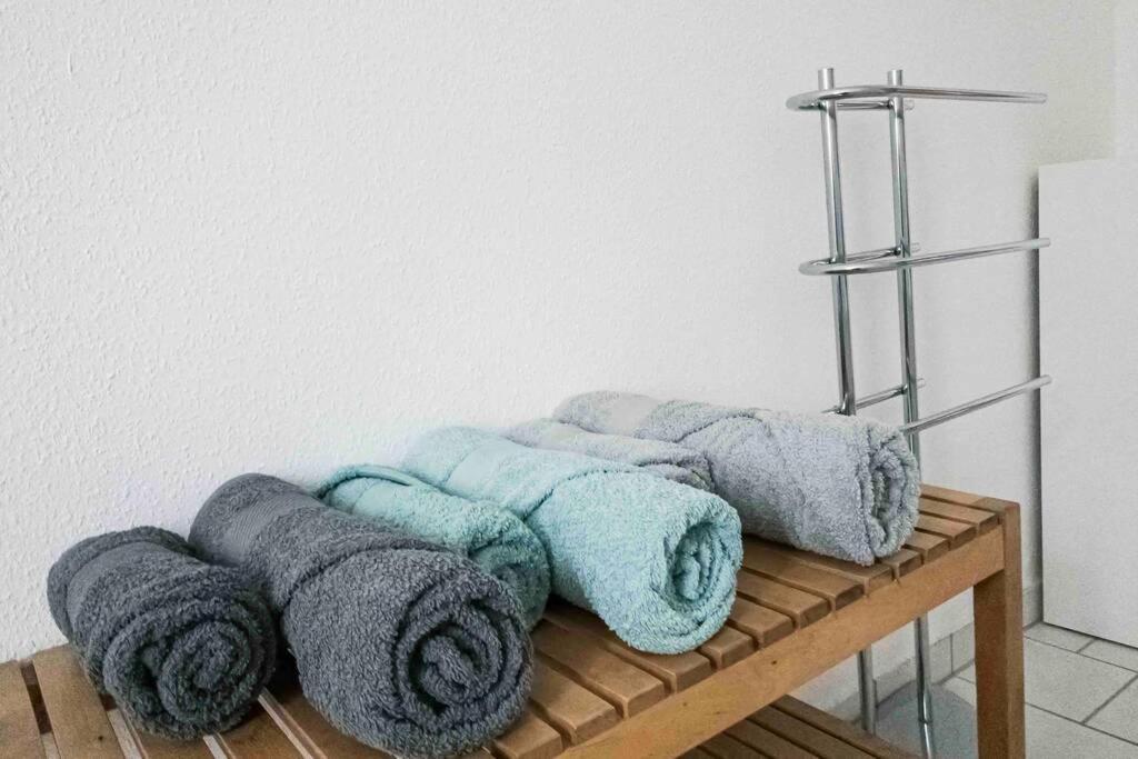 Top Moderne Wohnung In Leipziger Altbau - Netflix Inklusive Zewnętrze zdjęcie