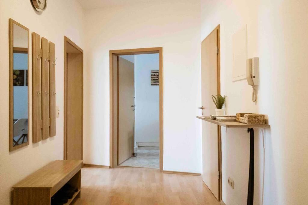 Top Moderne Wohnung In Leipziger Altbau - Netflix Inklusive Zewnętrze zdjęcie