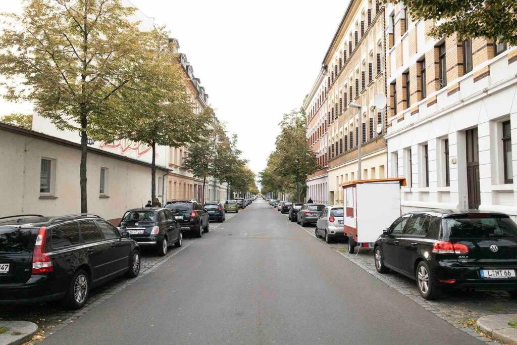 Top Moderne Wohnung In Leipziger Altbau - Netflix Inklusive Zewnętrze zdjęcie